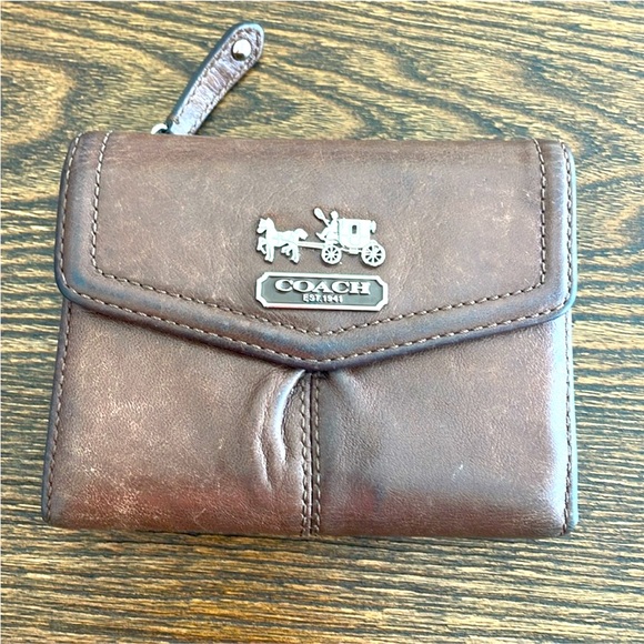 Coach Vintage Brown Leather Wallet - Picture 1 of 8